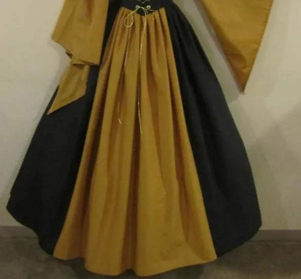 Elastic Waist Panel Skirt