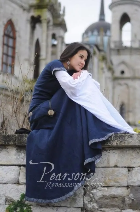 Flax Linen Medieval Dress - The Archeress