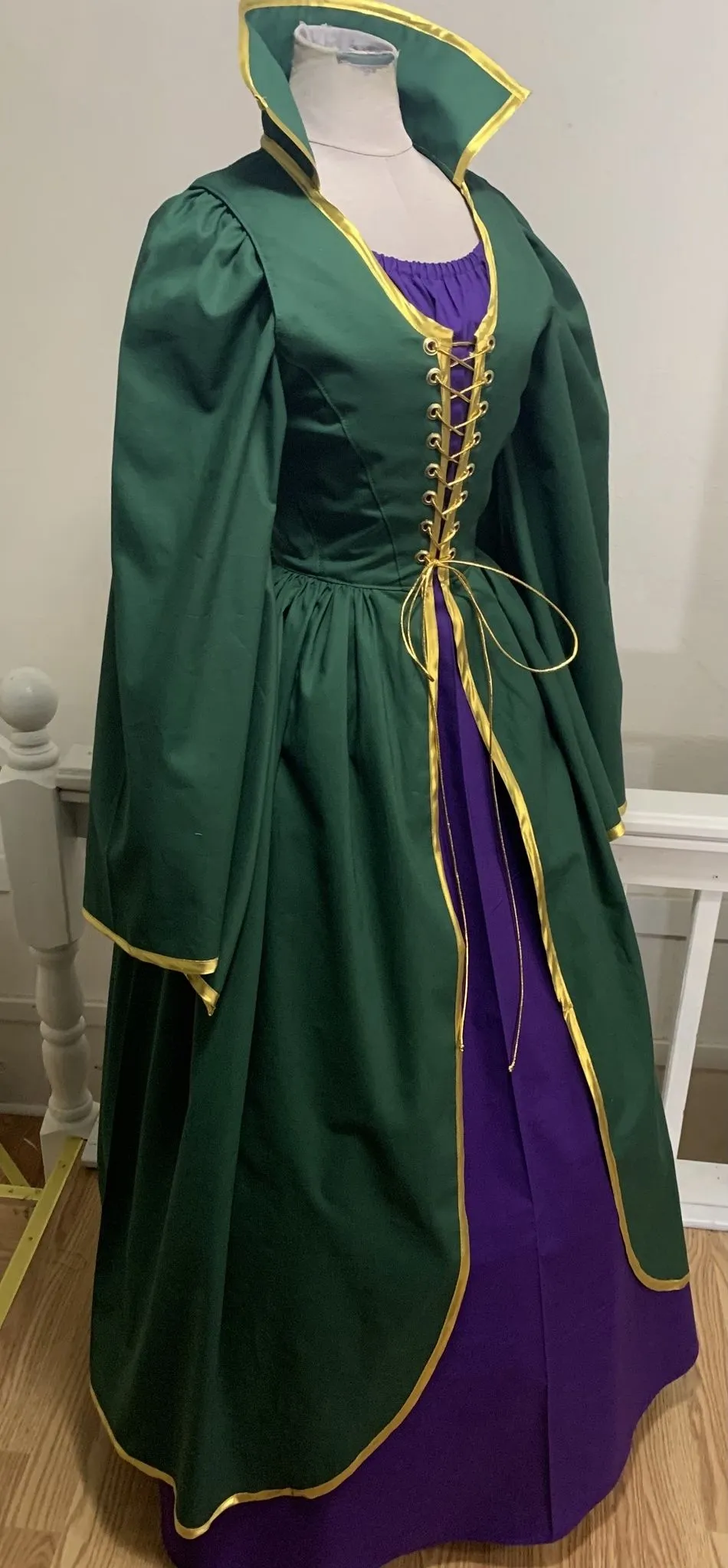 Hocus Pocus Winifred Sanderson Inspired Set