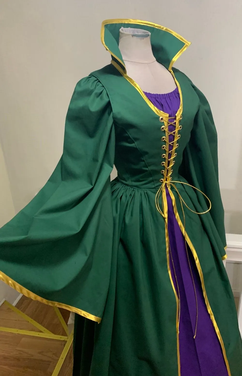 Hocus Pocus Winifred Sanderson Inspired Set