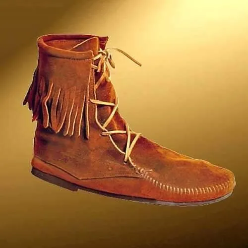 Low Suede Boots with Fringe
