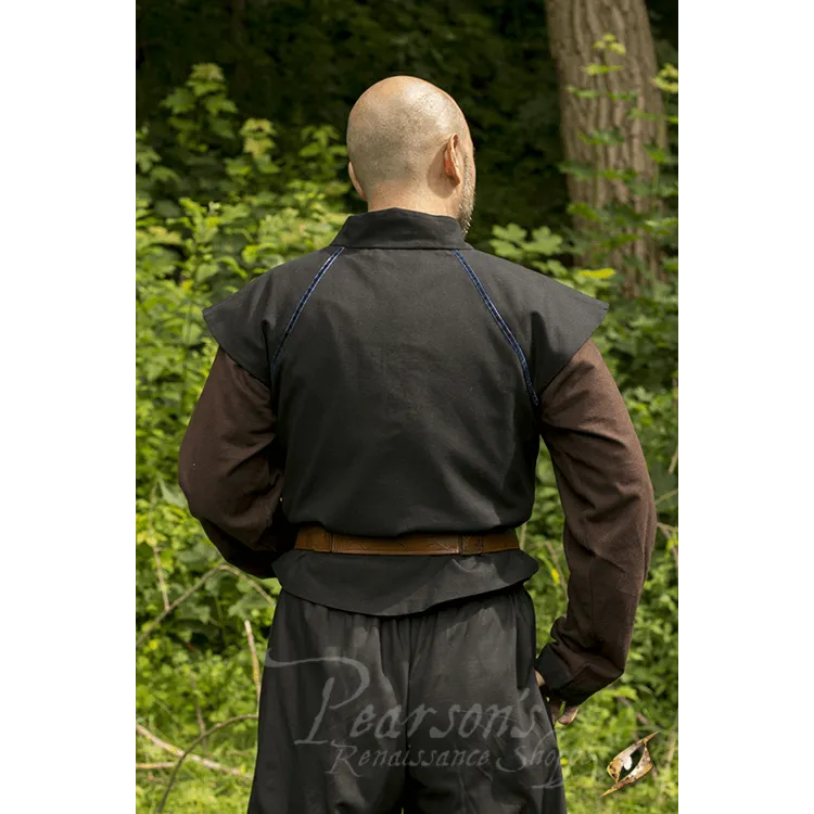 Tristan Vest